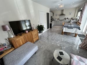 Photo 7- click for photo gallery